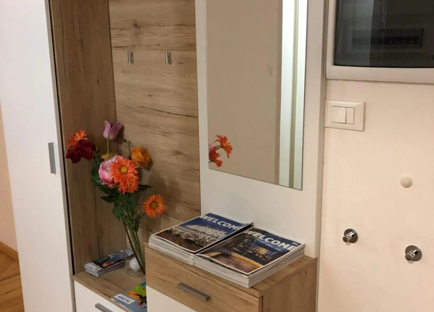 Apartment Charmante 2-Zimmer 1 Wohnzimmer Im Zentrum Von Innsbruck, Wifi Austria