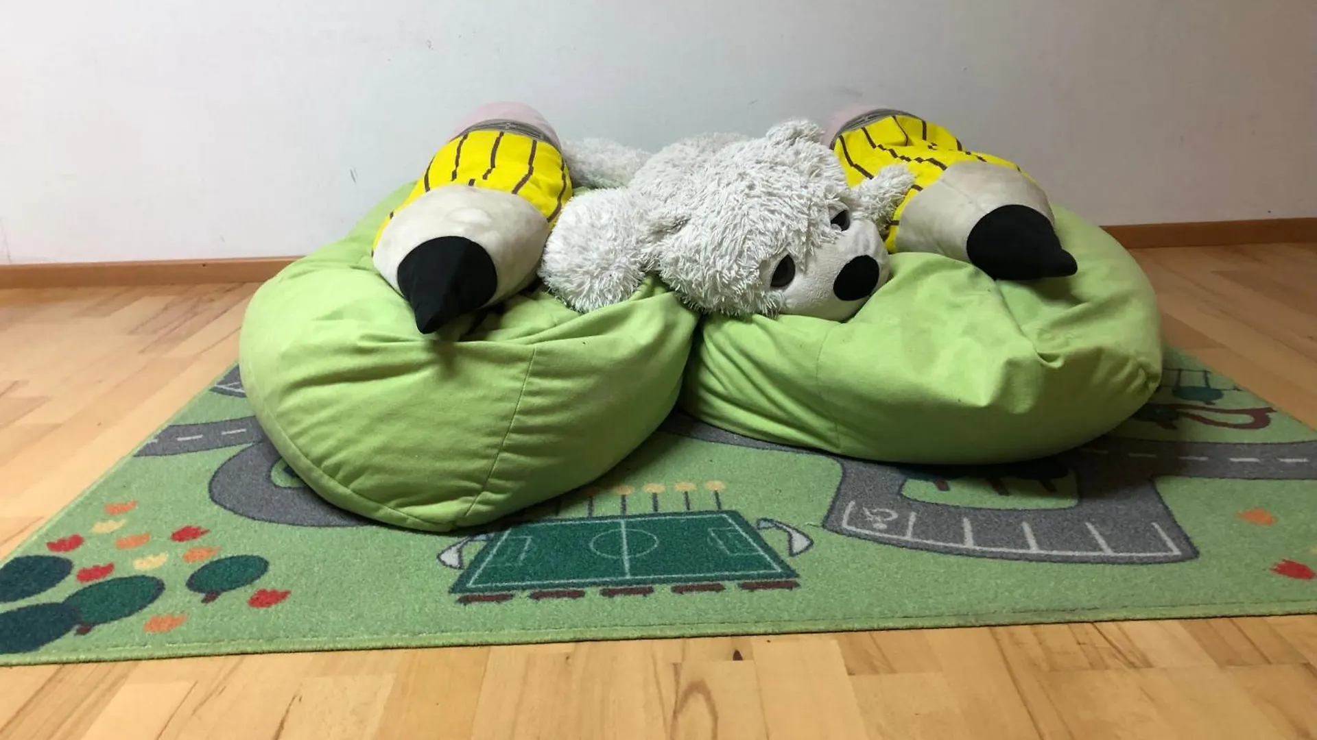 Apartment Charmante 2-Zimmer 1 Wohnzimmer Im Zentrum Von Innsbruck, Wifi